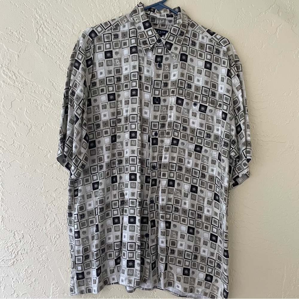 EUC - Ivy Crew Classics - Vintage Men’s Short Sleeve Geometric Button Down Shirt